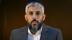 סגולה אדירה לקרוא את ספר התהילים כולו בחג השבועות | הרב עידו סממה